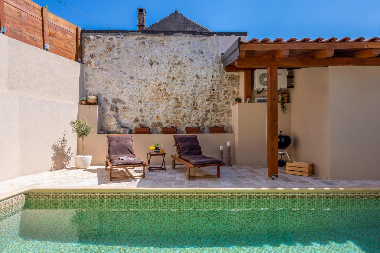 Villa Kameni Dvori Sveti Filip i Jakov Exterior photo